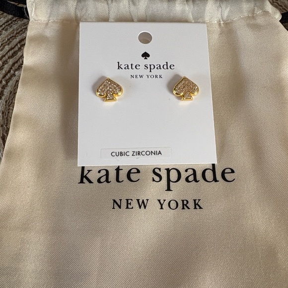 Kate Spade Gold Everyday Spade Stud earrings nwt and pouch - Picture 4 of 7